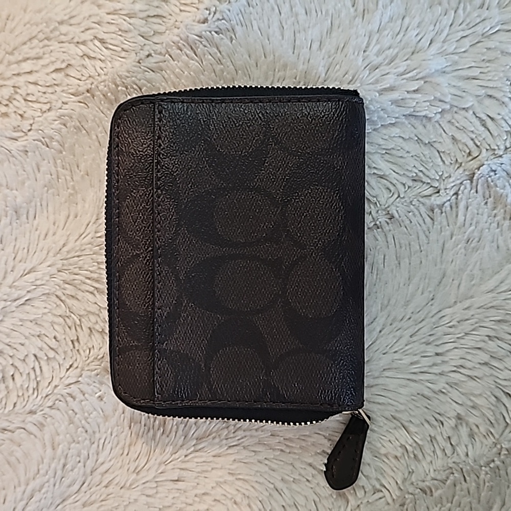 Coach Wallet - Picture 2 of 4